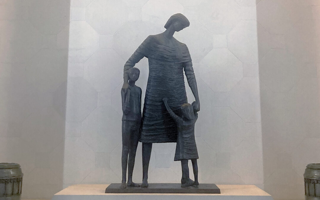 THEIR NAMES LIVETH FOR EVERMORE: DIGITISING THE NZ ROLL OF HONOUR