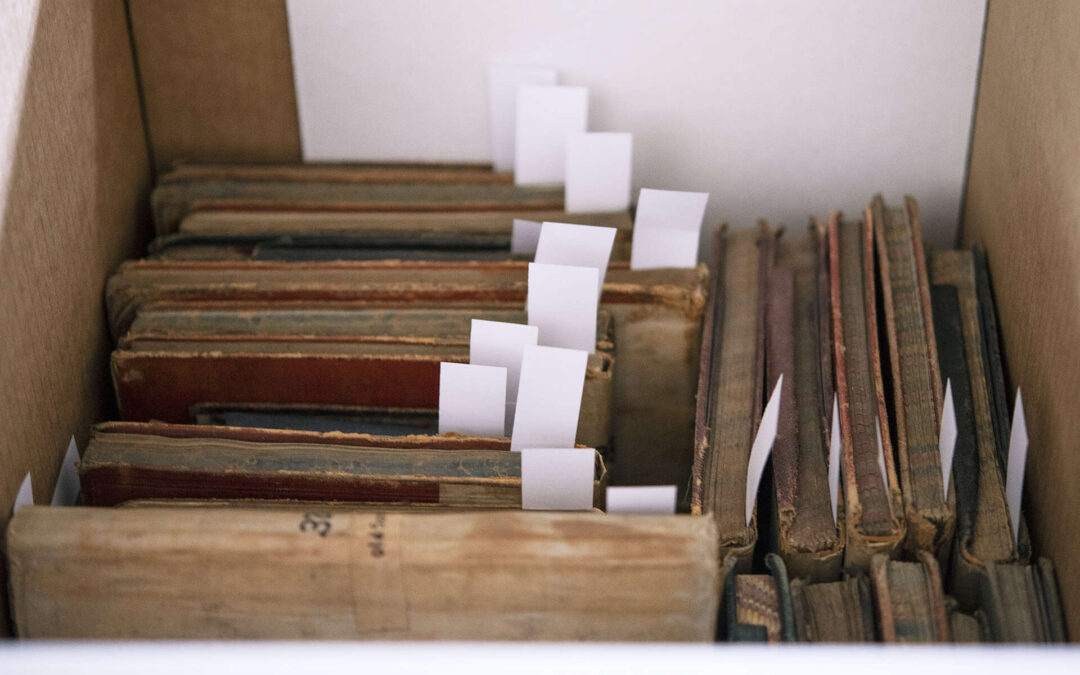 In‑House vs. Outsourced Digitisation: Decision-Making Drivers